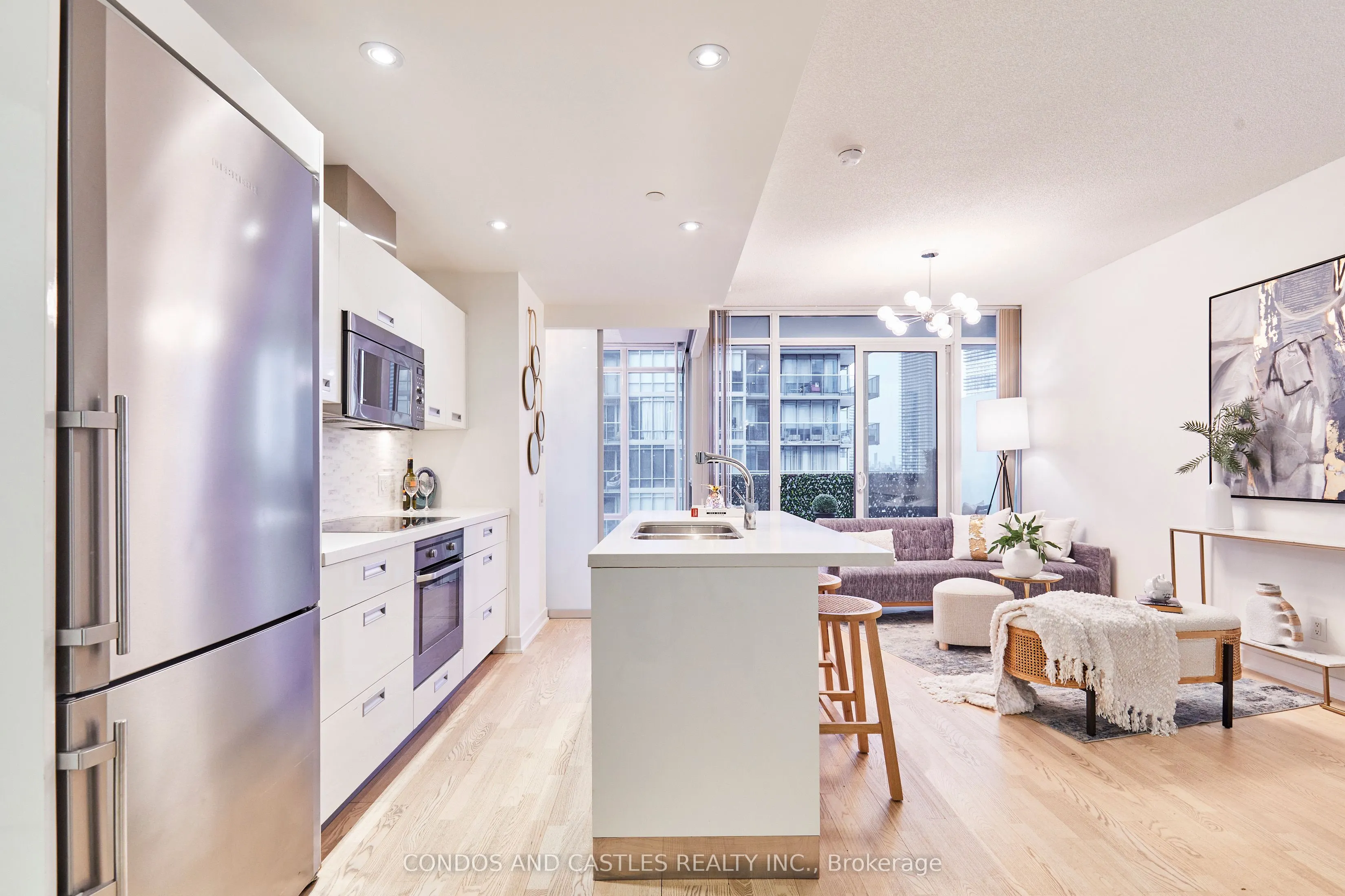 88 Park Lawn Road, #1210