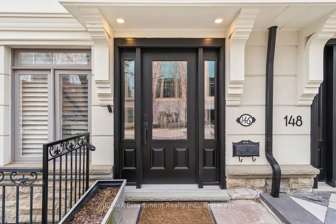 146 Reynolds Street