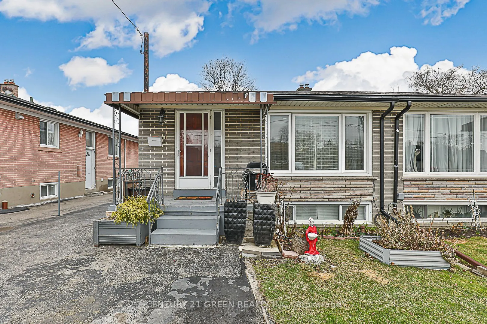23 Chalkfarm Drive
