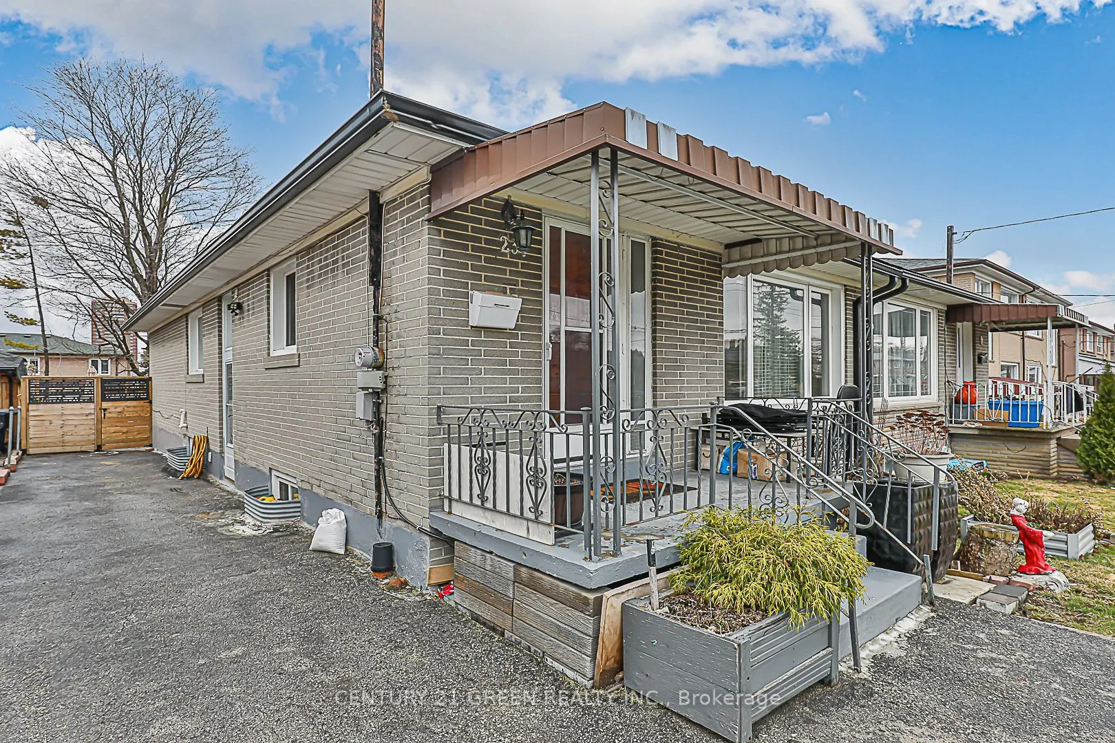 23 Chalkfarm Drive