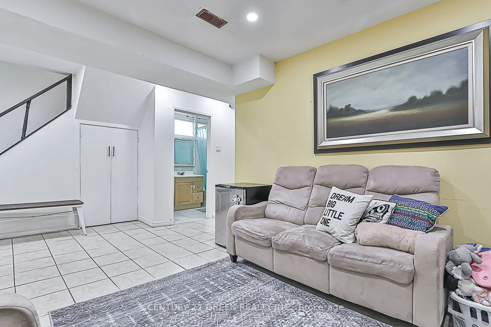 23 Chalkfarm Drive