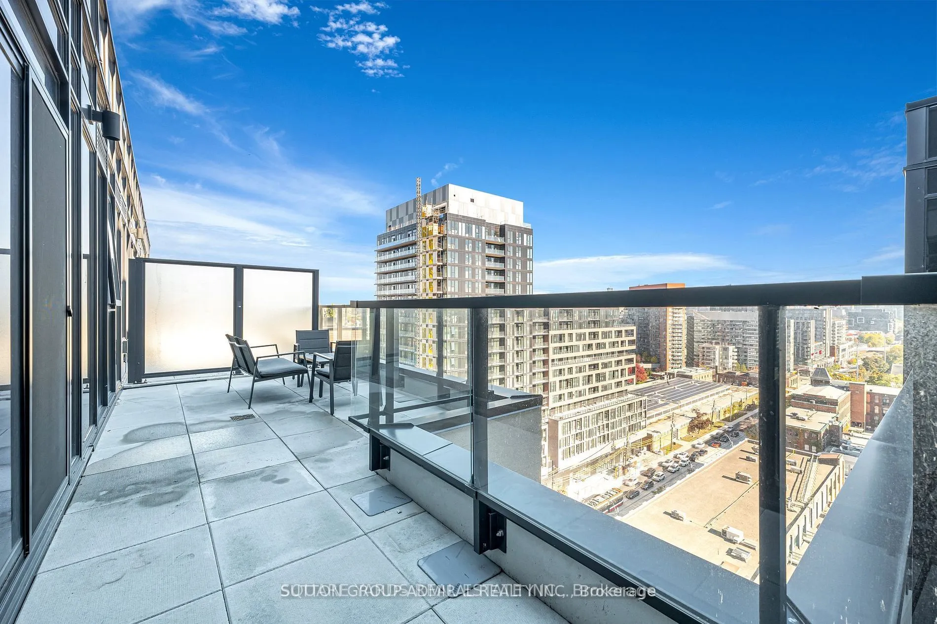 270 Dufferin Street #PH01