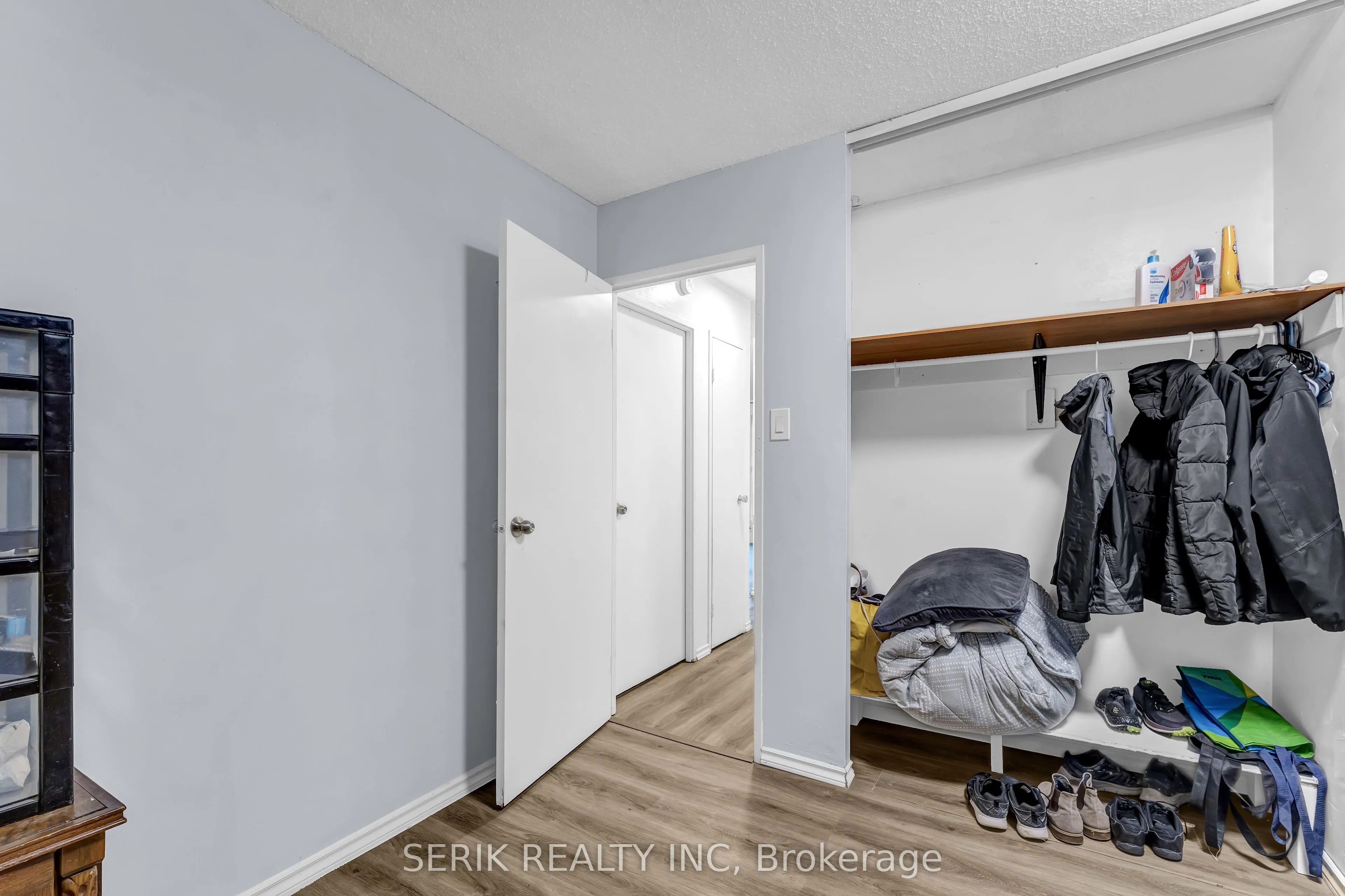4673 Jane Street, #517