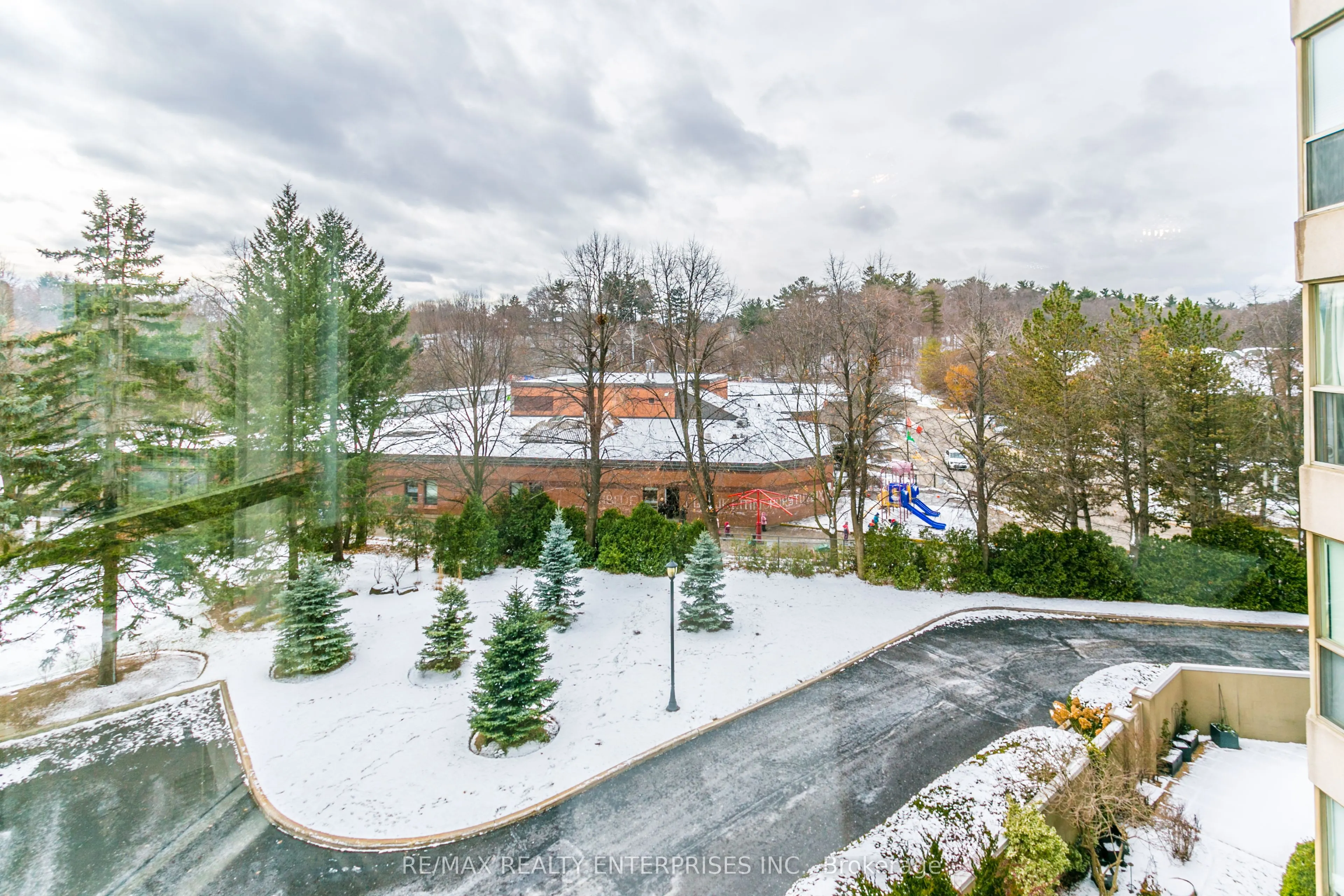 1700 The Collegeway, #402