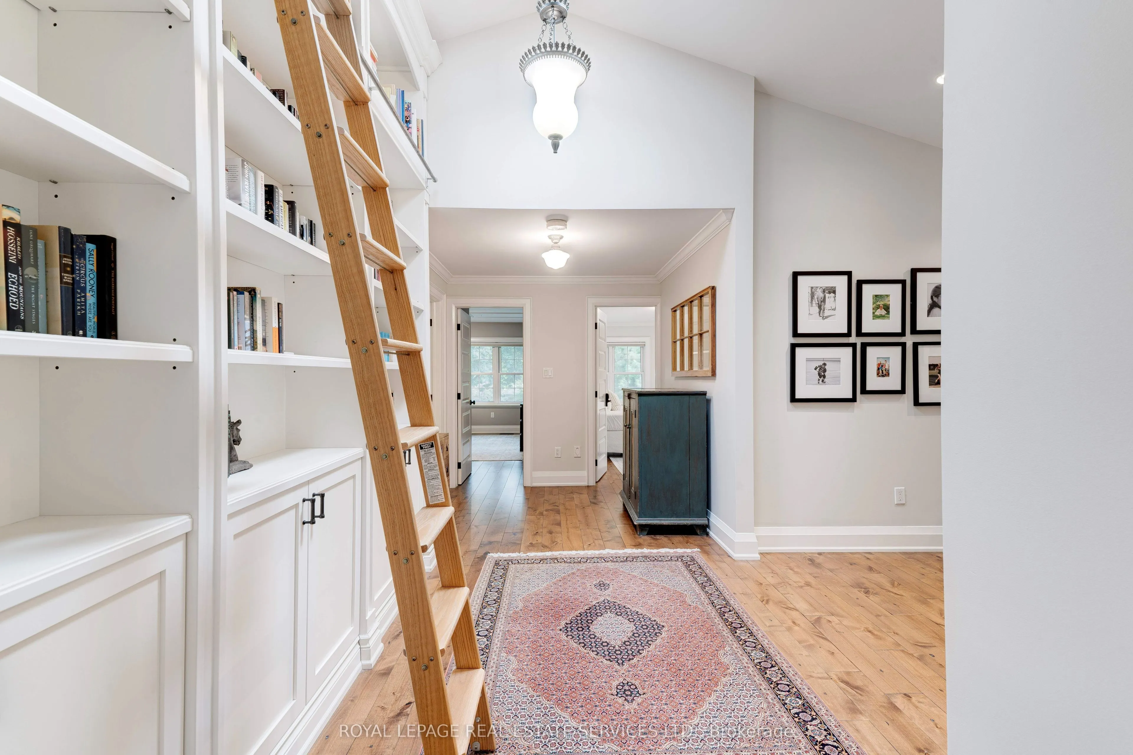 938 Meadow Wood Road