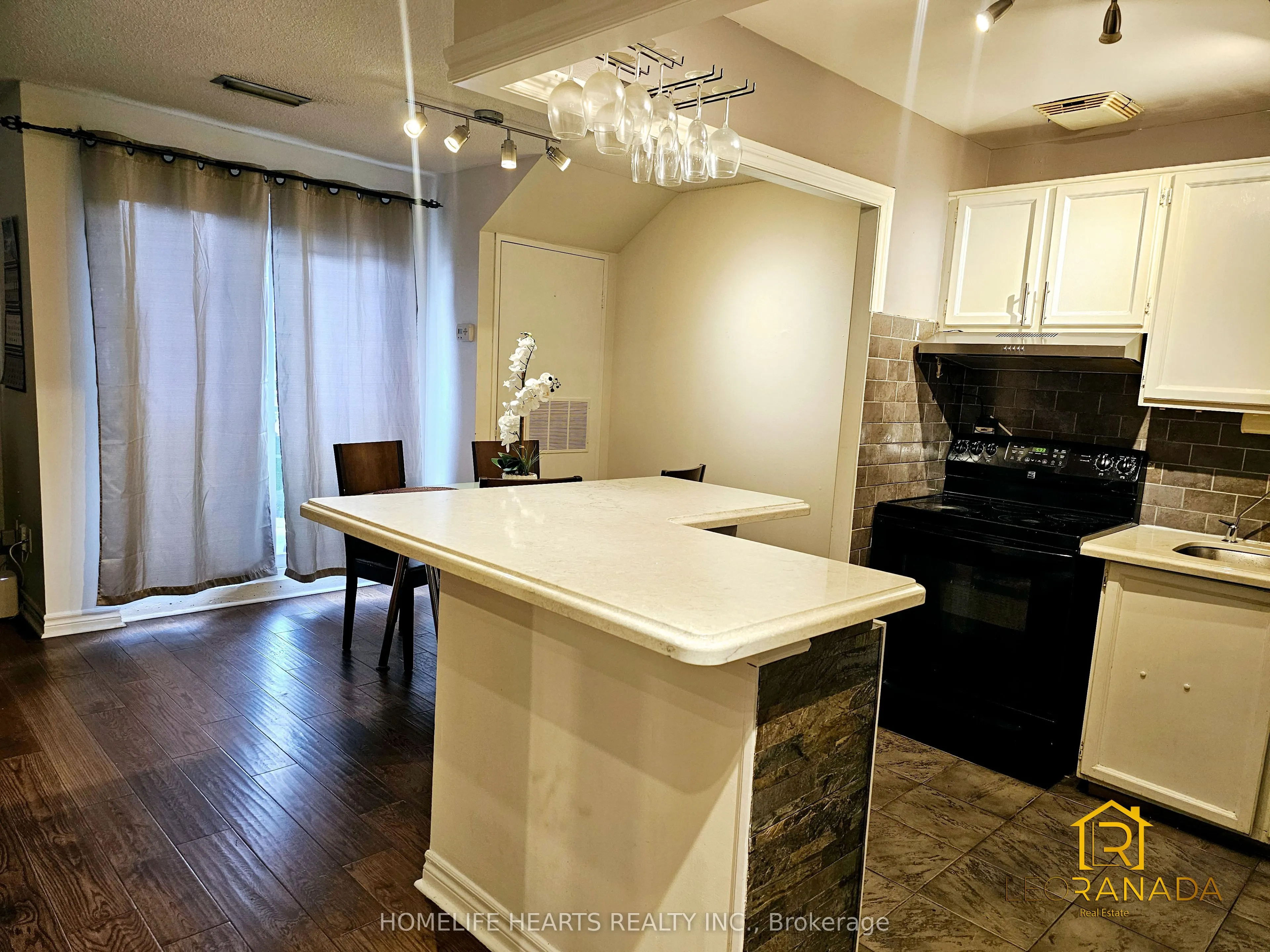 2001 Bonnymede Drive, #190