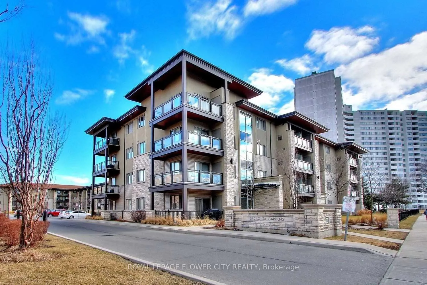 570 Lolita Gardens, #215