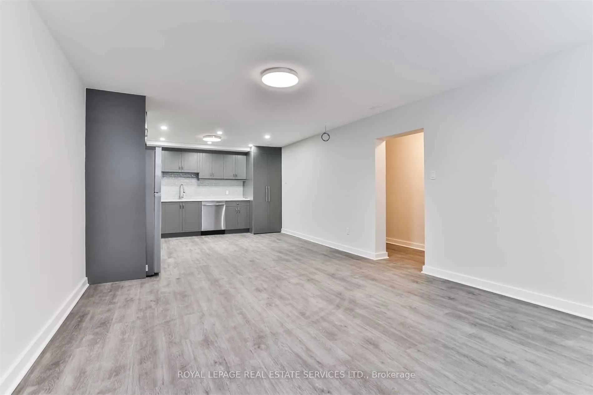 72 Winston Park Boulevard #Lower