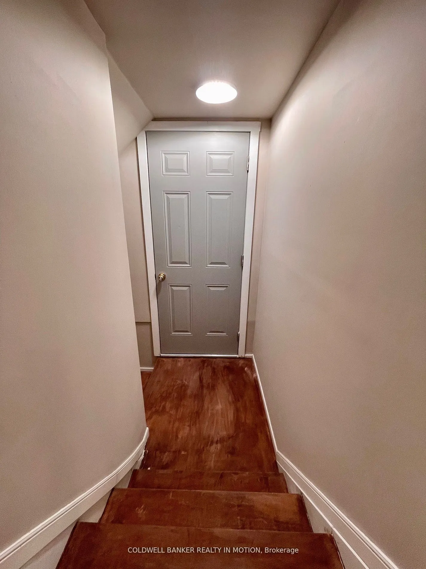 2907 Inlake Court