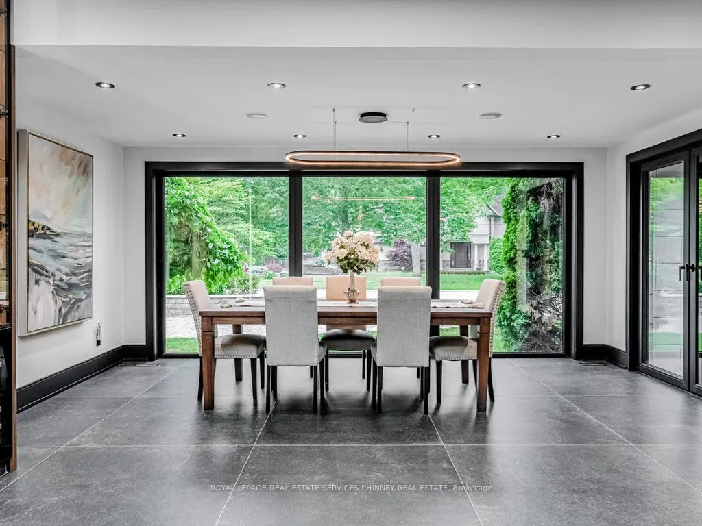 621 Sir Richard's Road