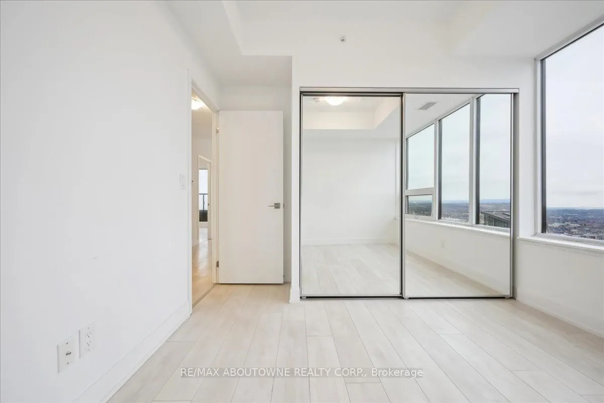 297 Oak Walk Drive, #2203