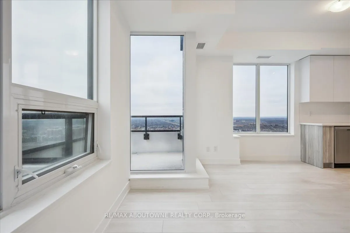 297 Oak Walk Drive, #2203
