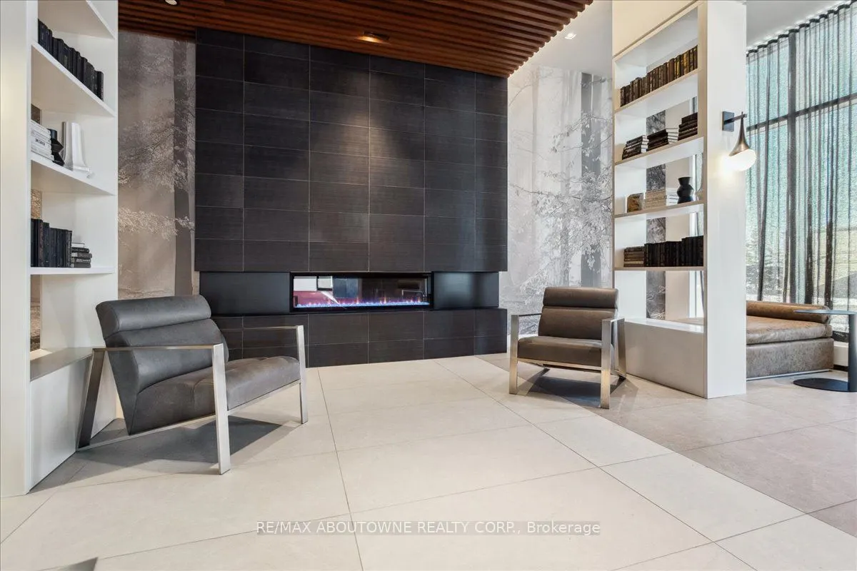 297 Oak Walk Drive, #2203
