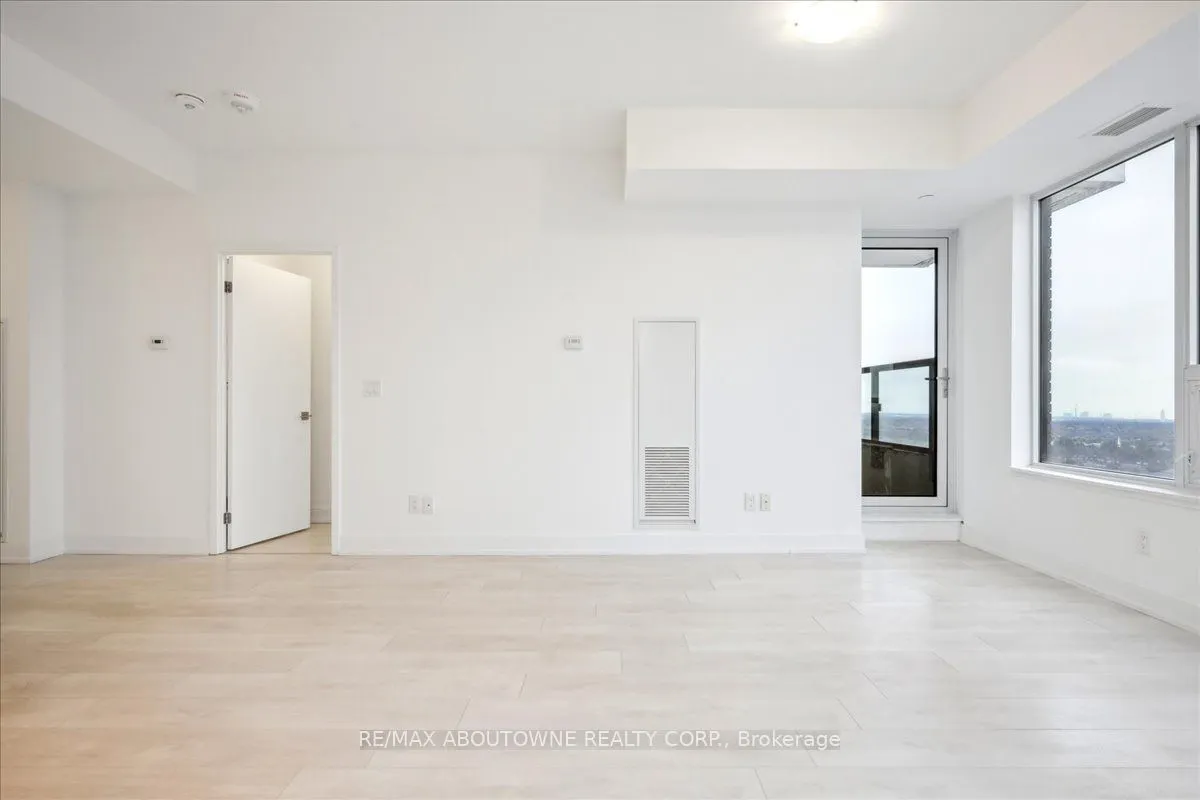 297 Oak Walk Drive, #2203
