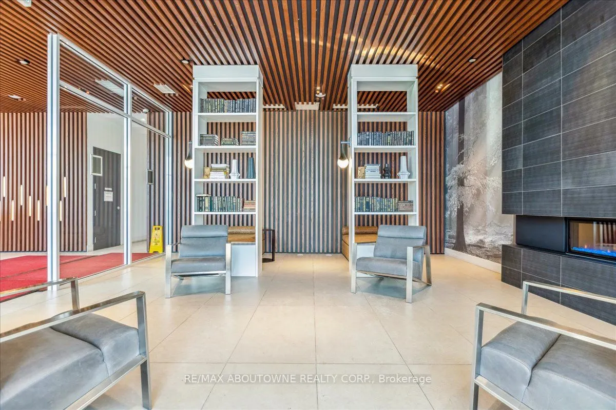 297 Oak Walk Drive, #2203
