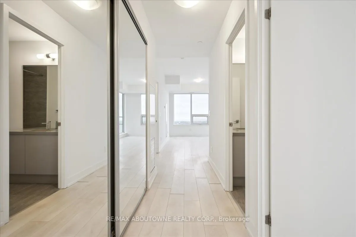 297 Oak Walk Drive, #2203