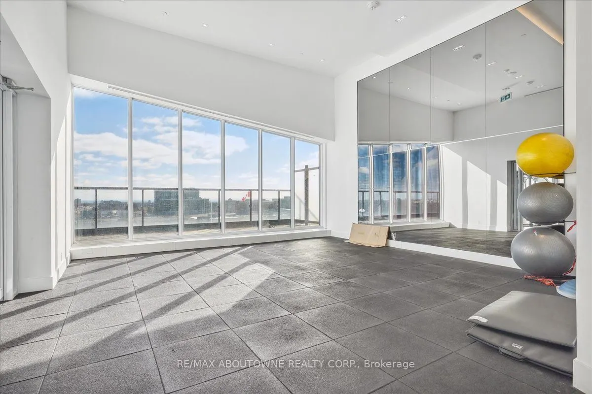 297 Oak Walk Drive, #2203