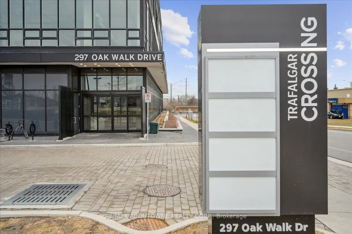 297 Oak Walk Drive, #2203