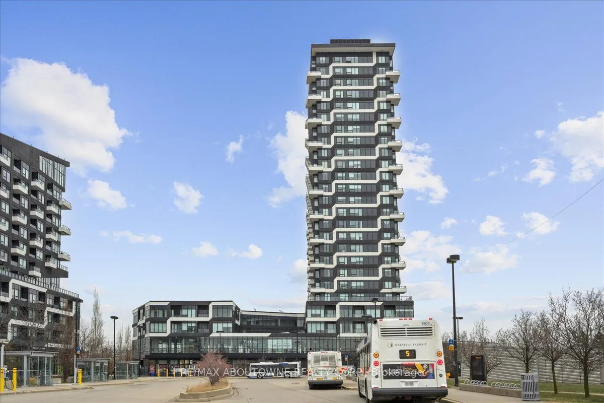 297 Oak Walk Drive, #2203