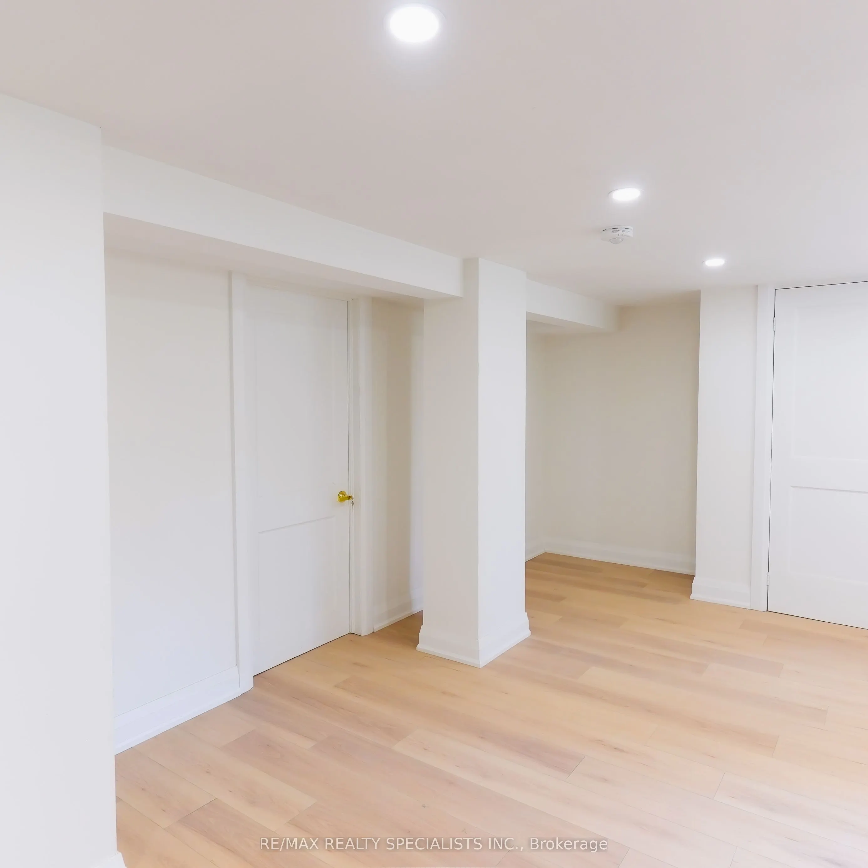 125 Clarence Street, #Basement