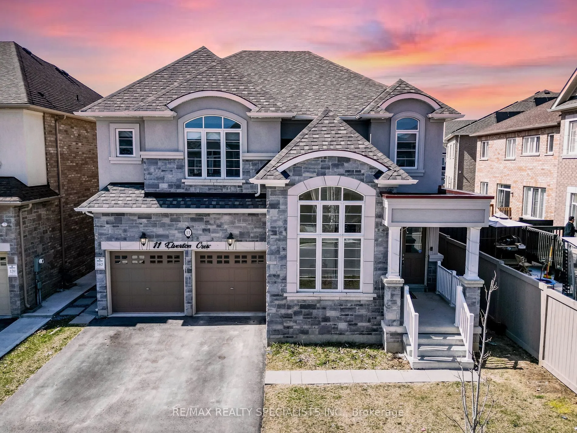 11 Elverton Crescent