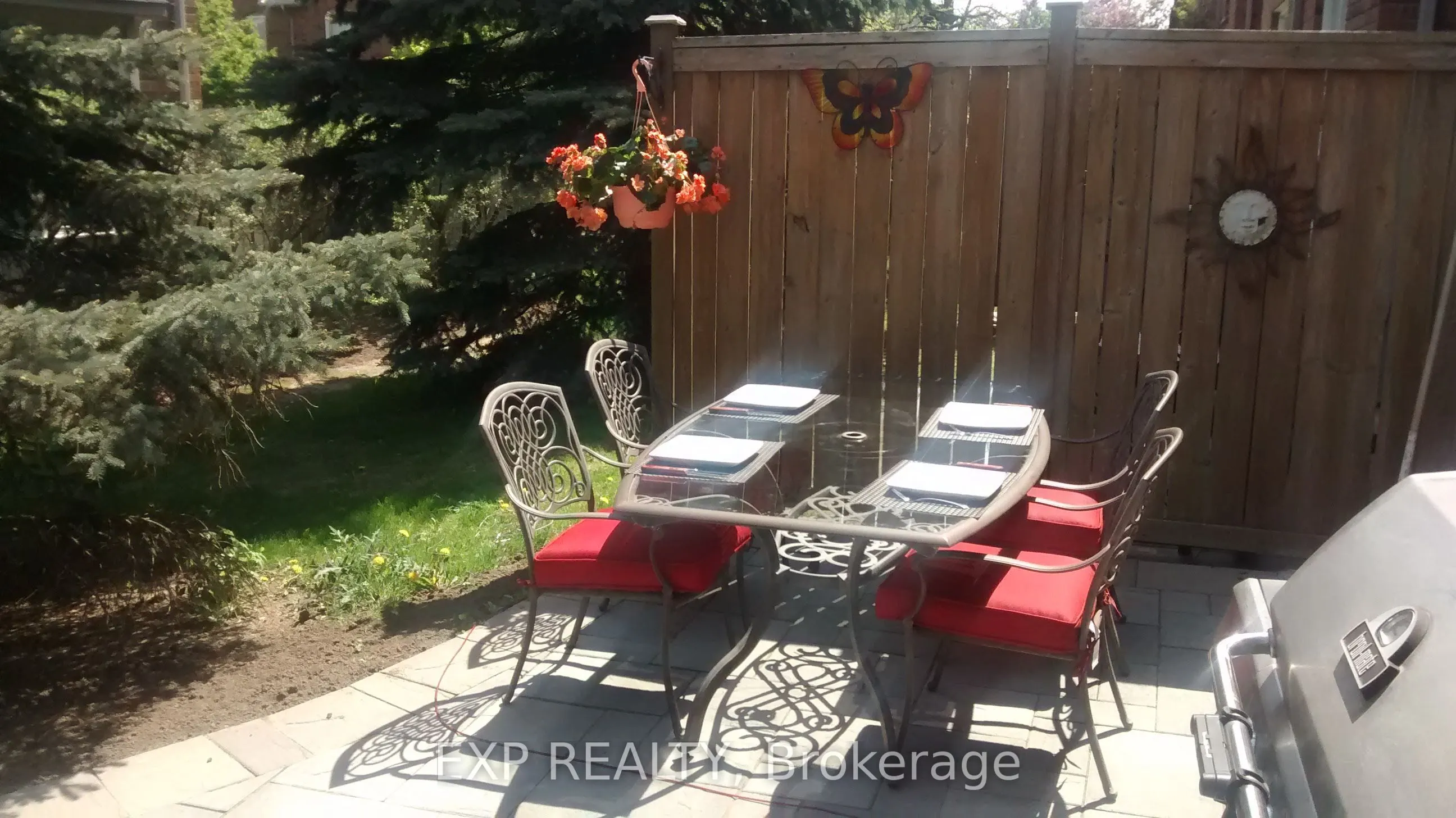 5865 Dalebrook Crescent #57B