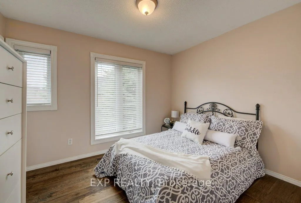 5865 Dalebrook Crescent #57B