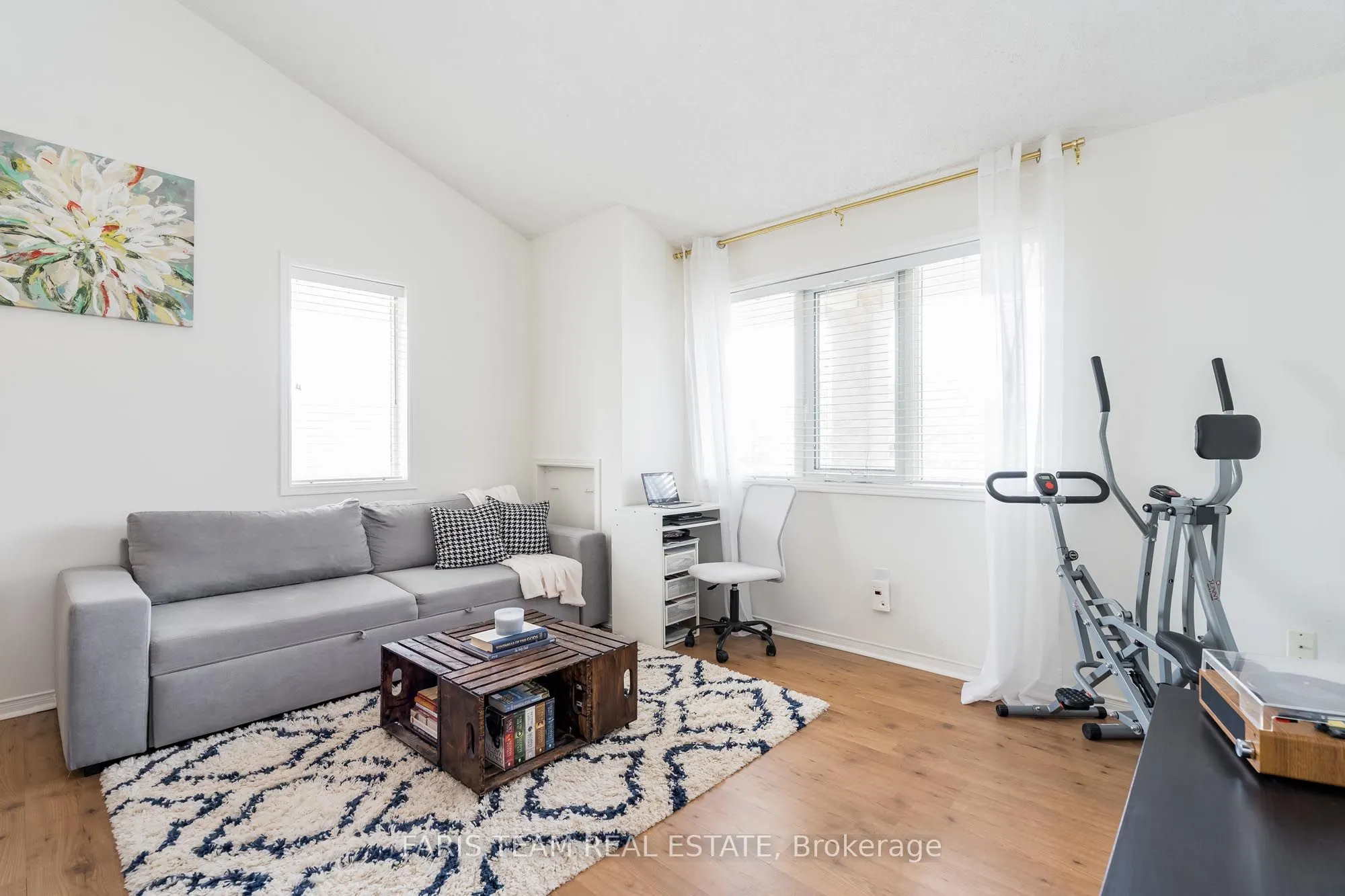 111 Bristol Road E, #112