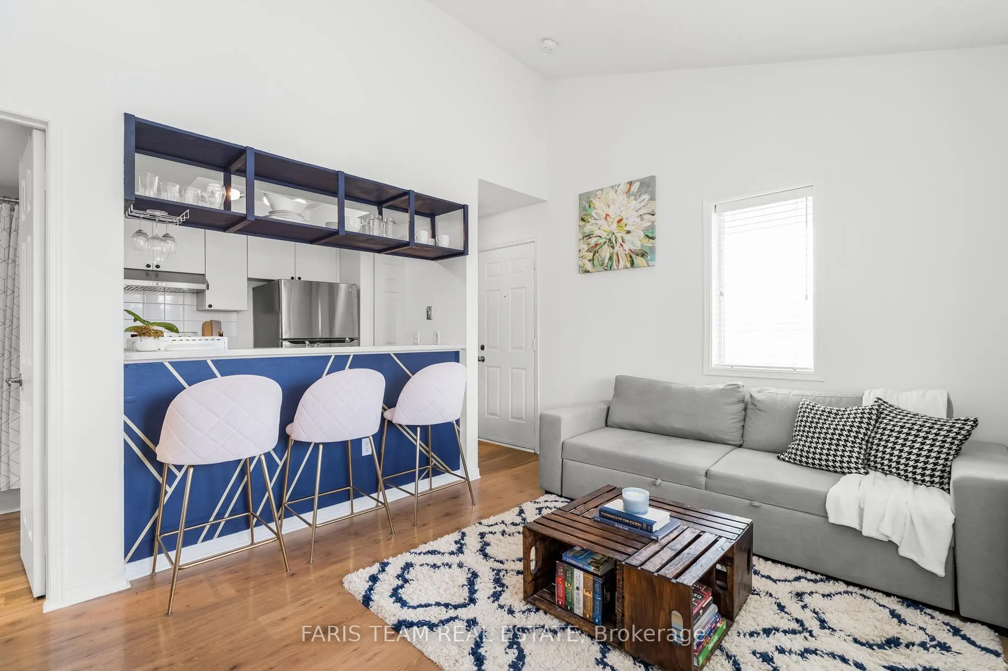 111 Bristol Road E, #112
