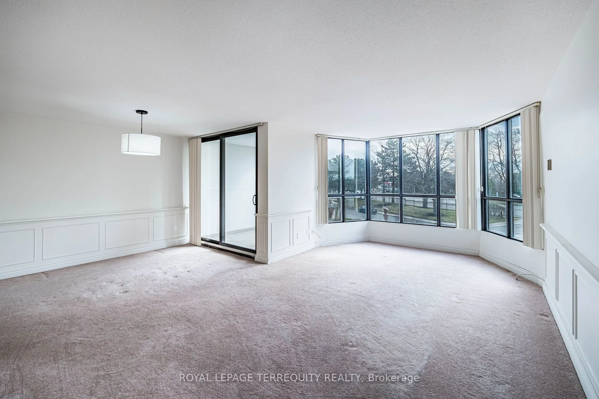 1333 Bloor Street, #211