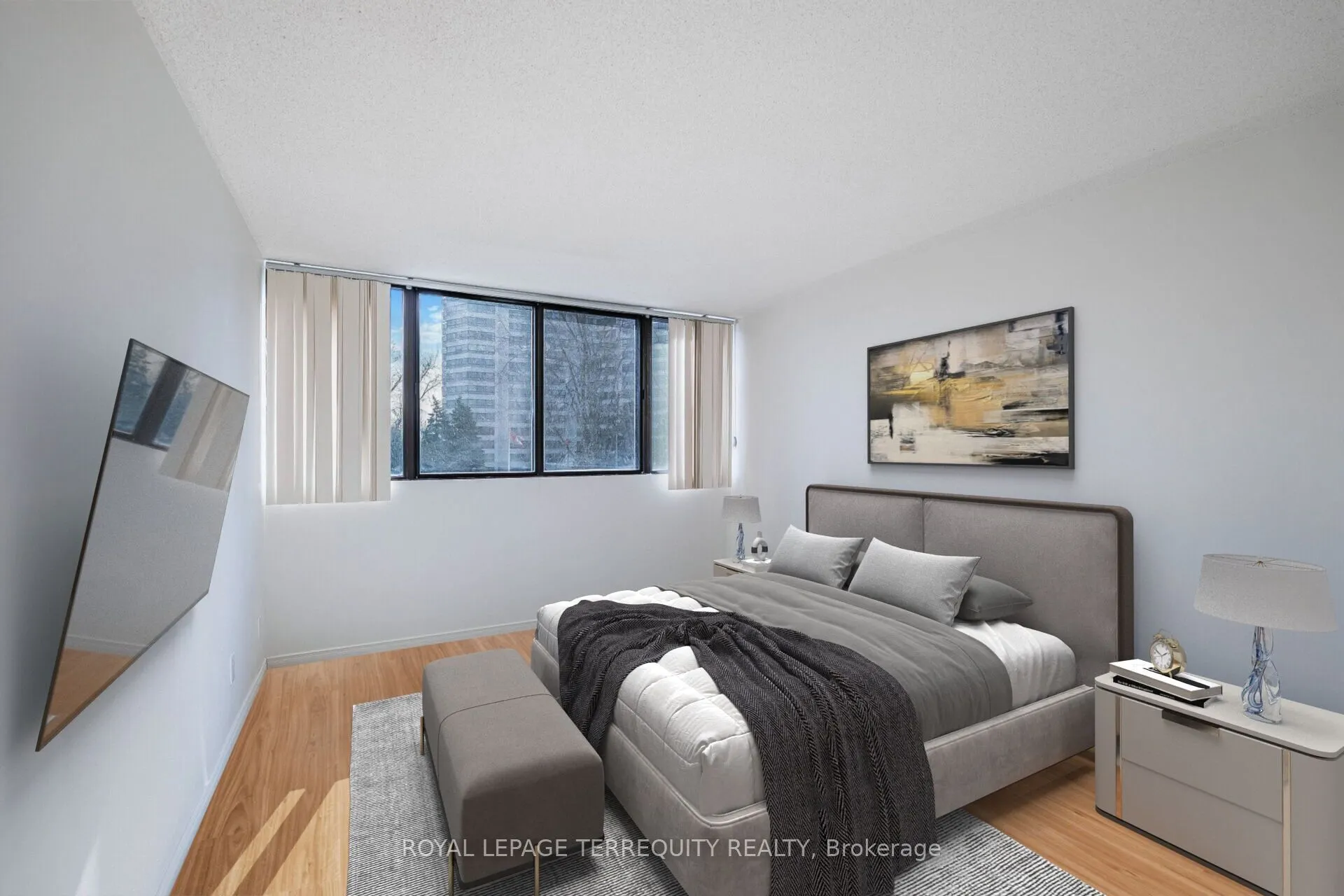 1333 Bloor Street, #211