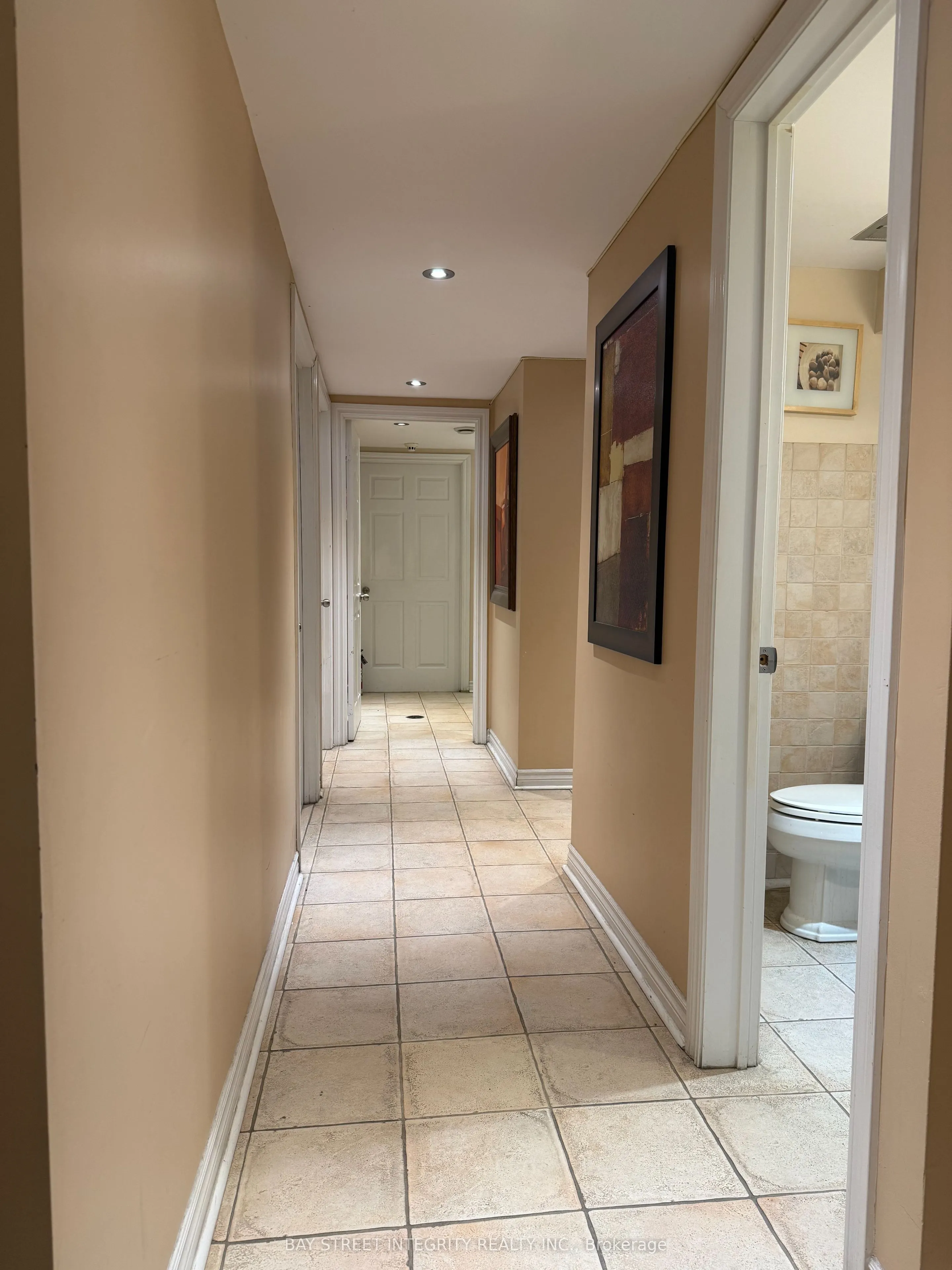 1850 Lakeshore Road W