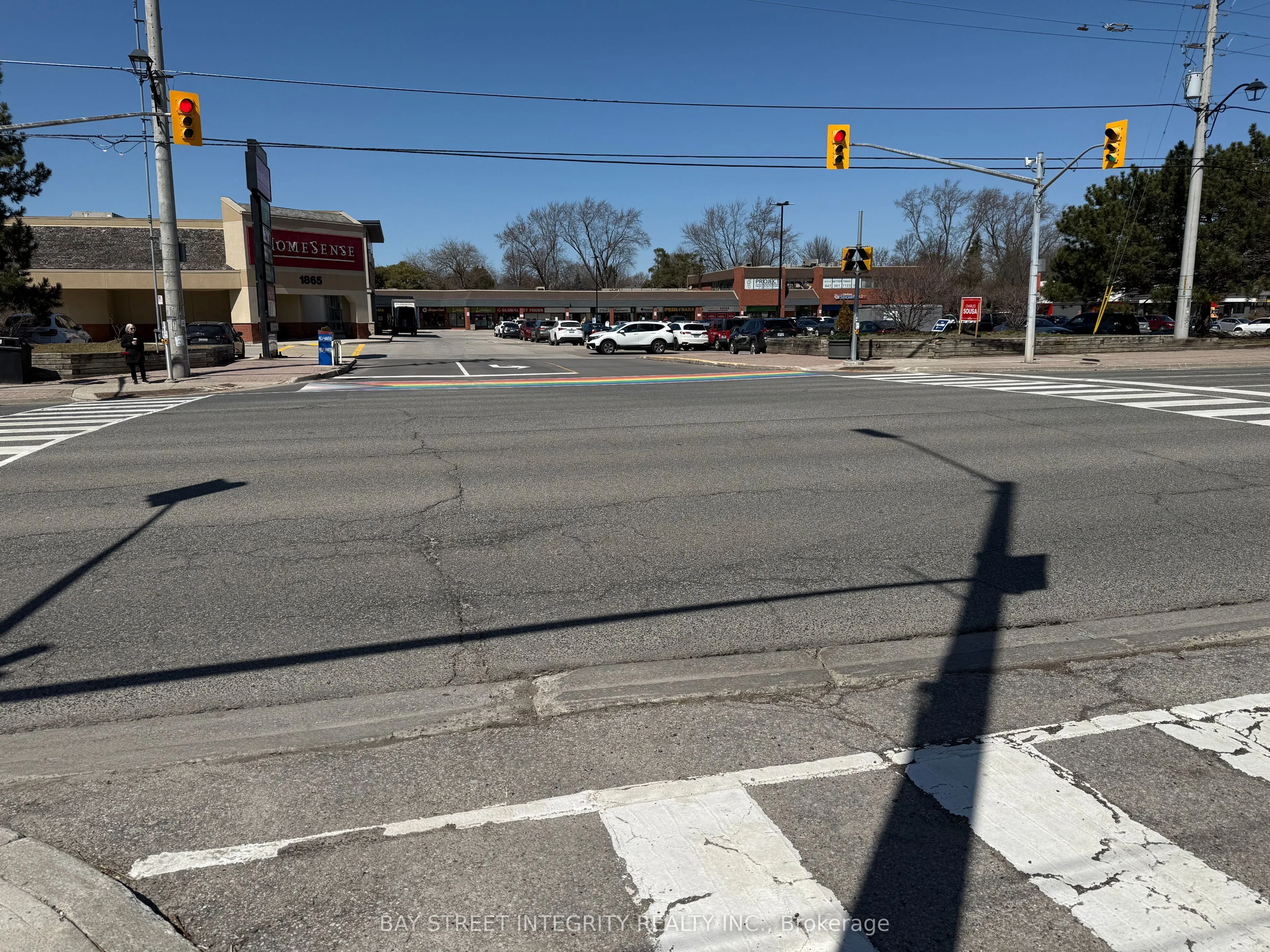 1850 Lakeshore Road W