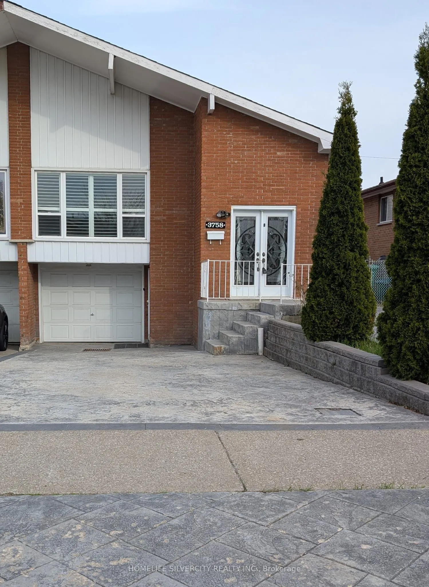 3758 Keenan Crescent