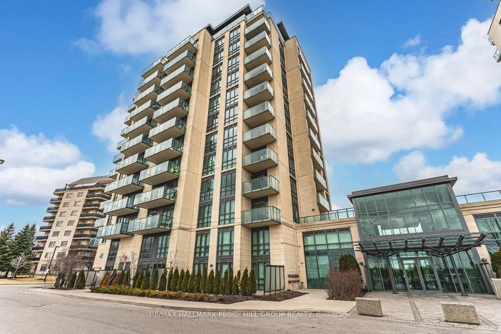 45 Yorkland Boulevard, #206