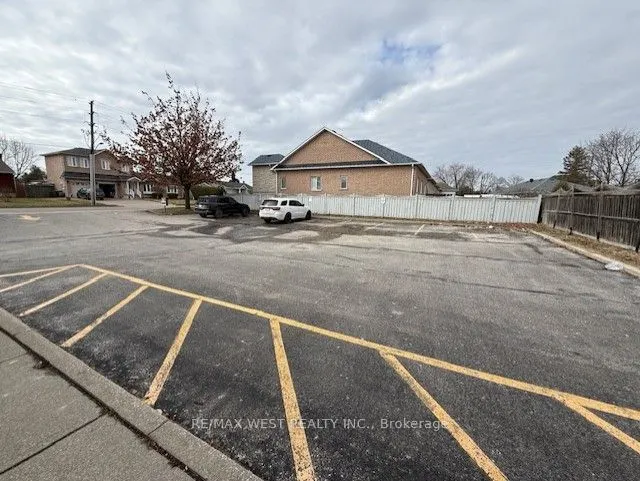 256 Queen Street S, #2
