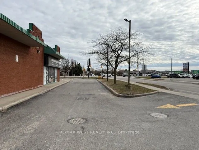 256 Queen Street S, #2