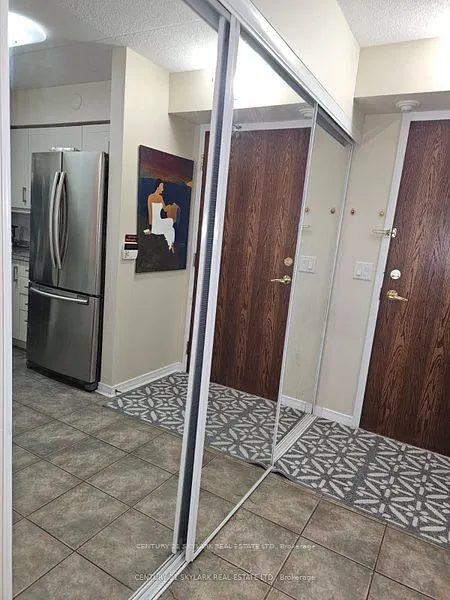 25 Via Rosedale Way, #316
