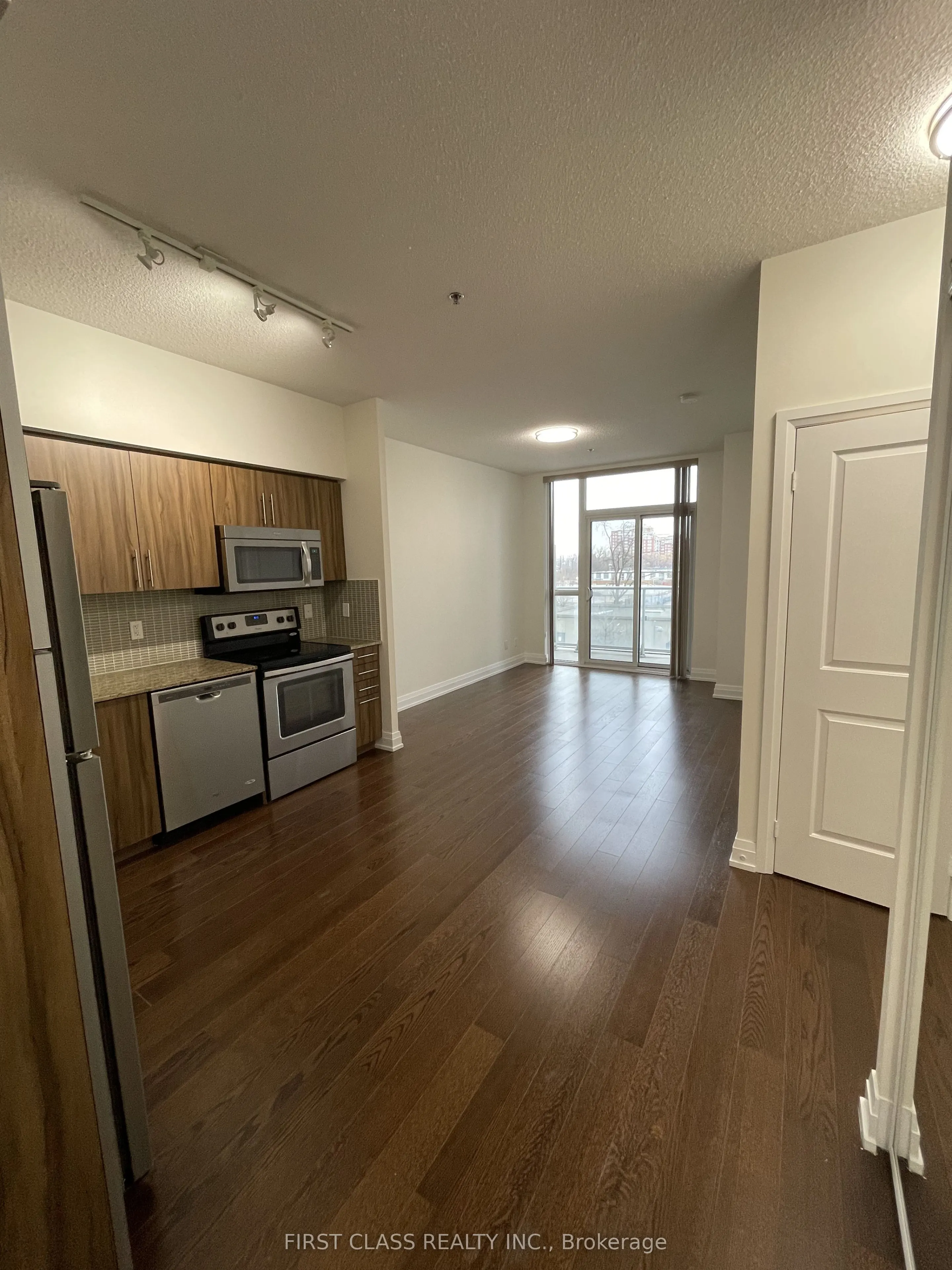 65 Speers Road, #310