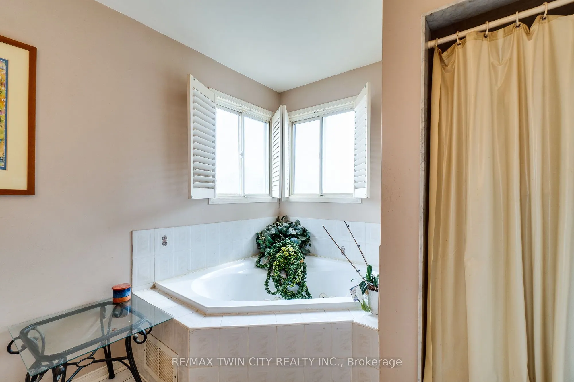 5126 Des Jardines Drive