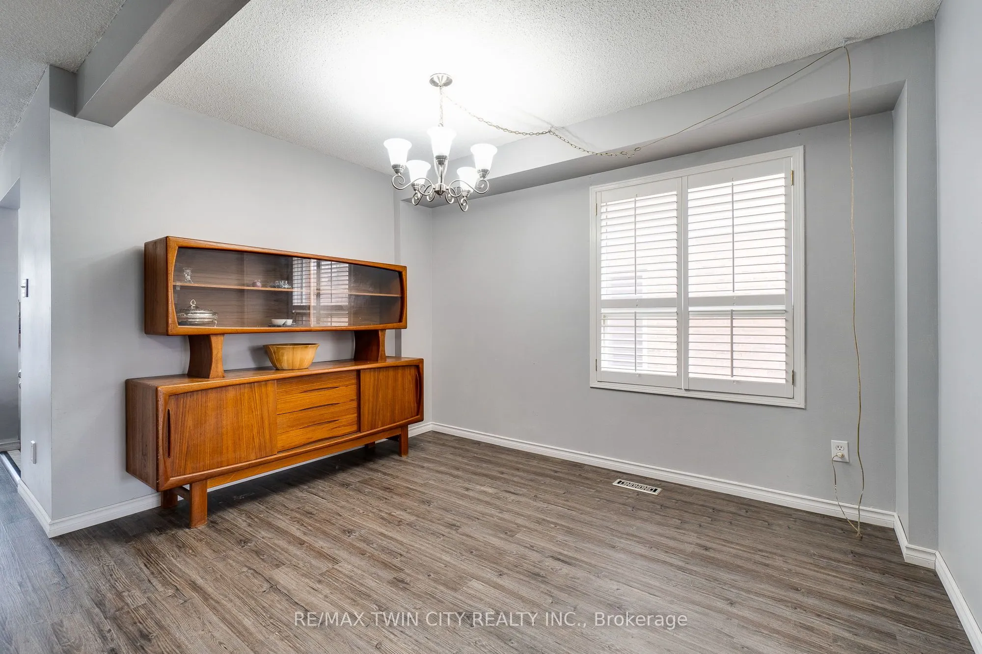 5126 Des Jardines Drive
