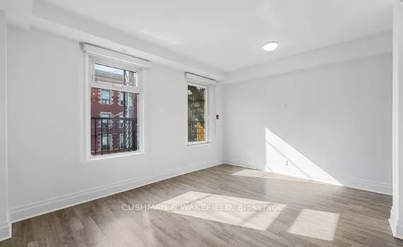 1464 Queen Street W