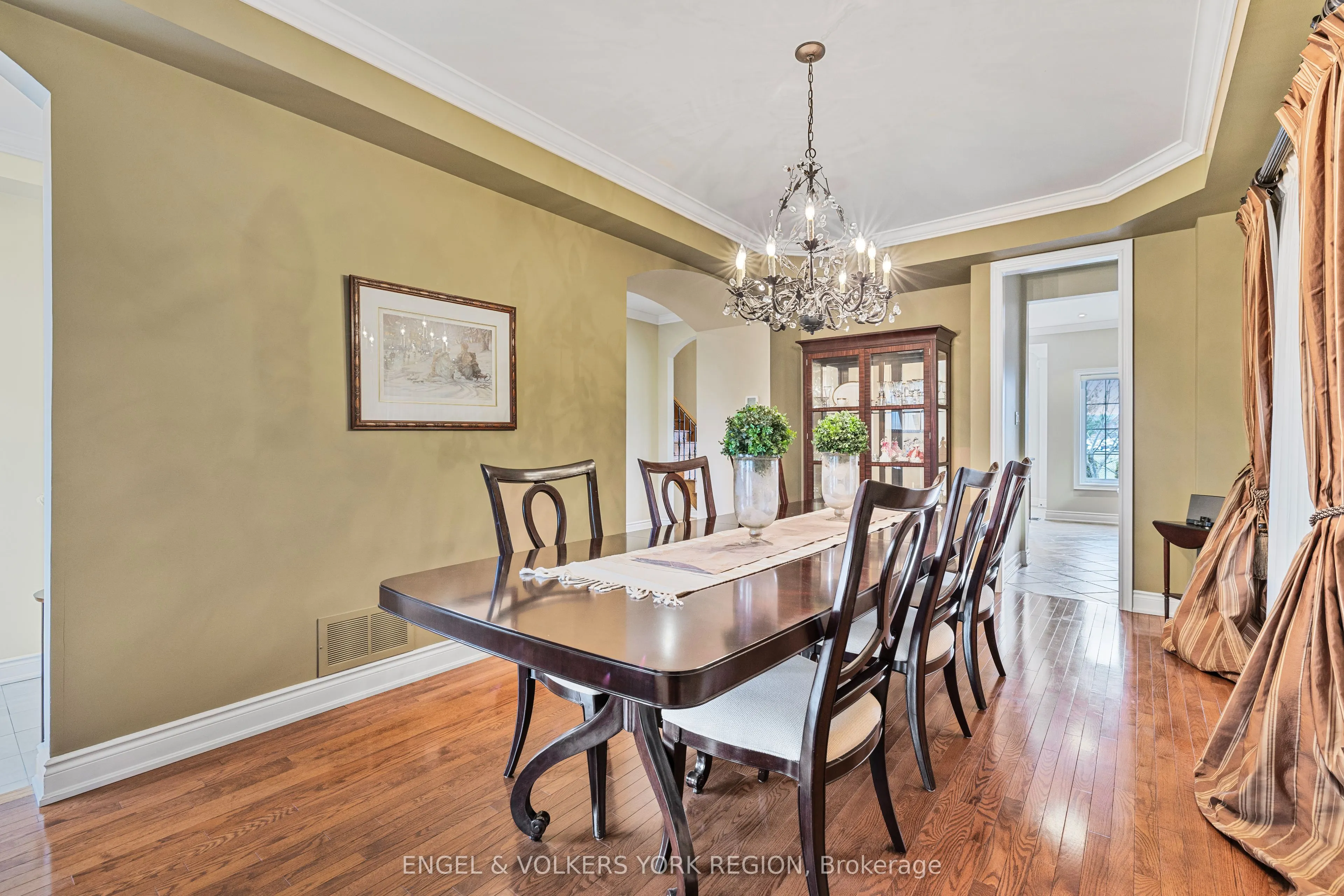26 Imperial Lakes Drive