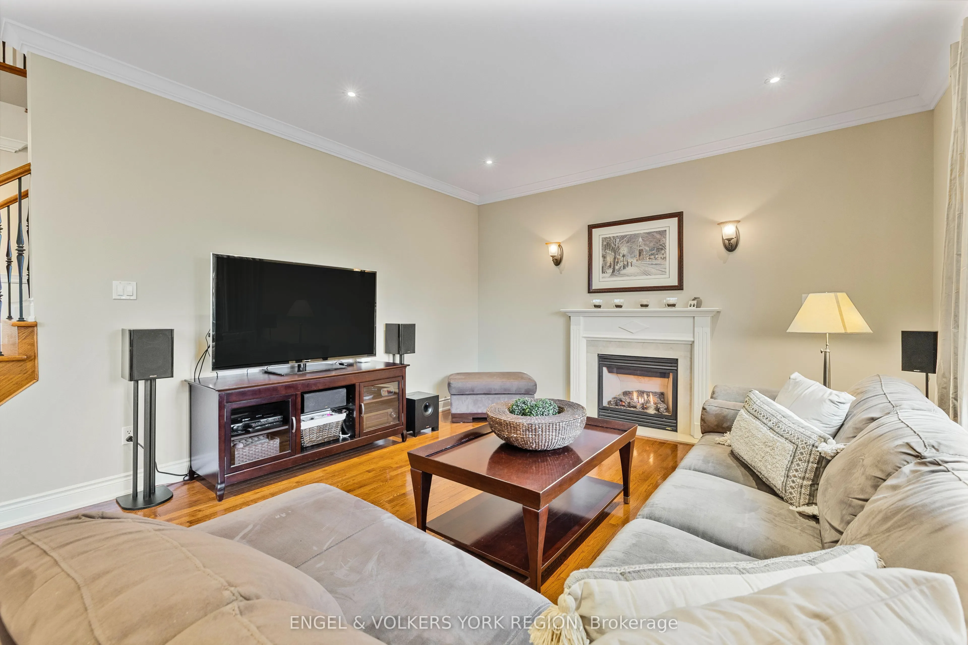 26 Imperial Lakes Drive