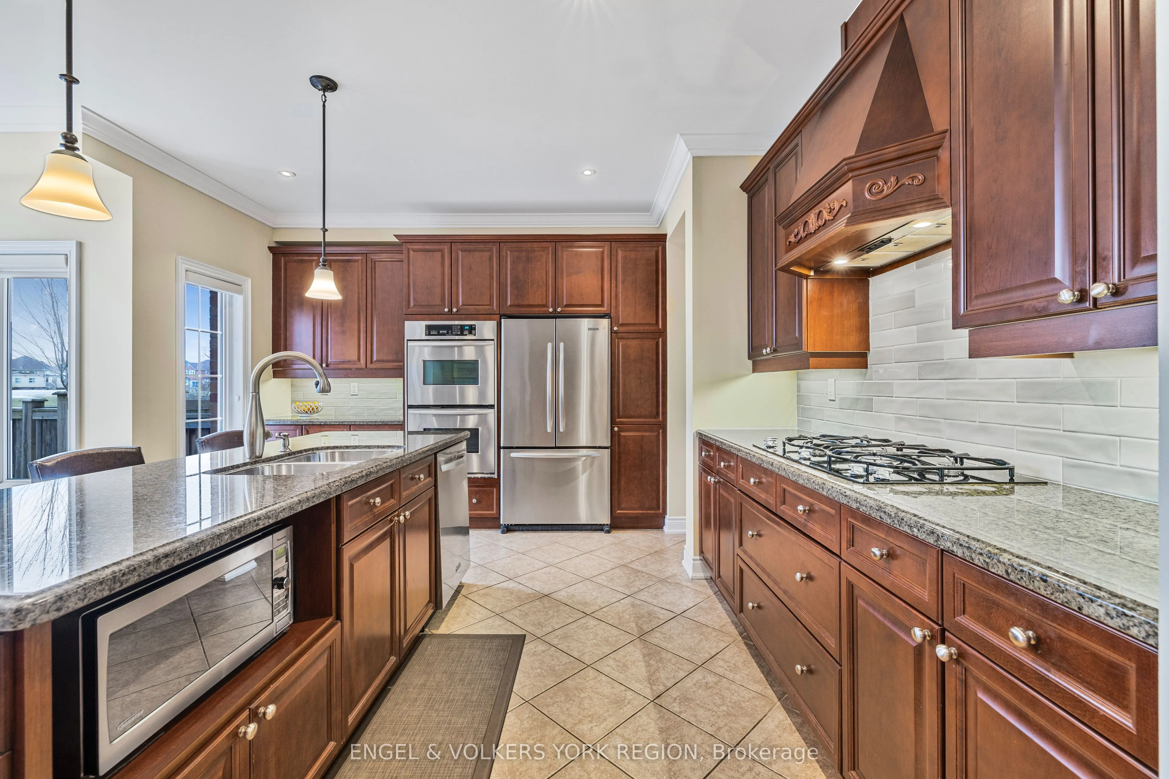 26 Imperial Lakes Drive