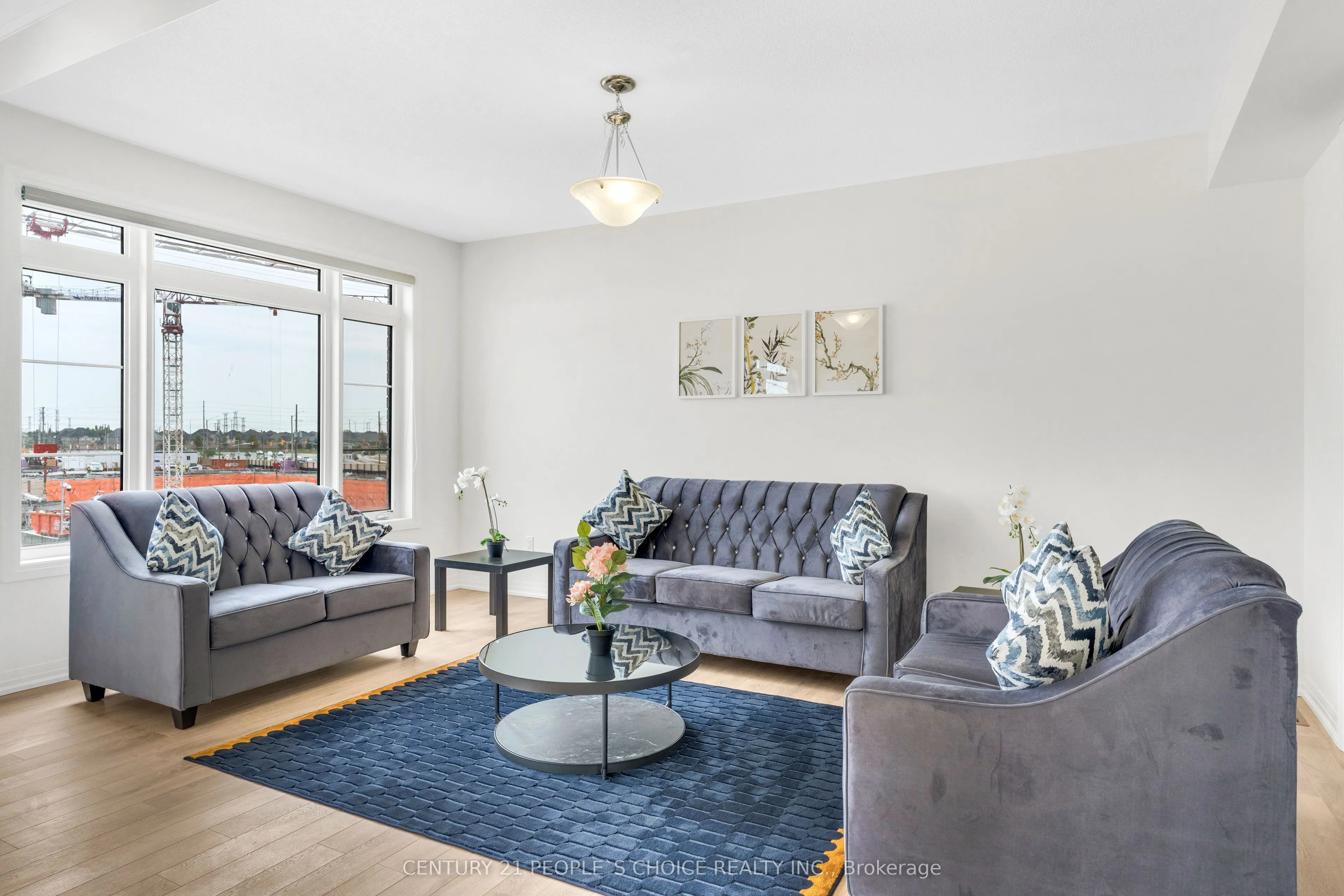 18 Skyridge Drive