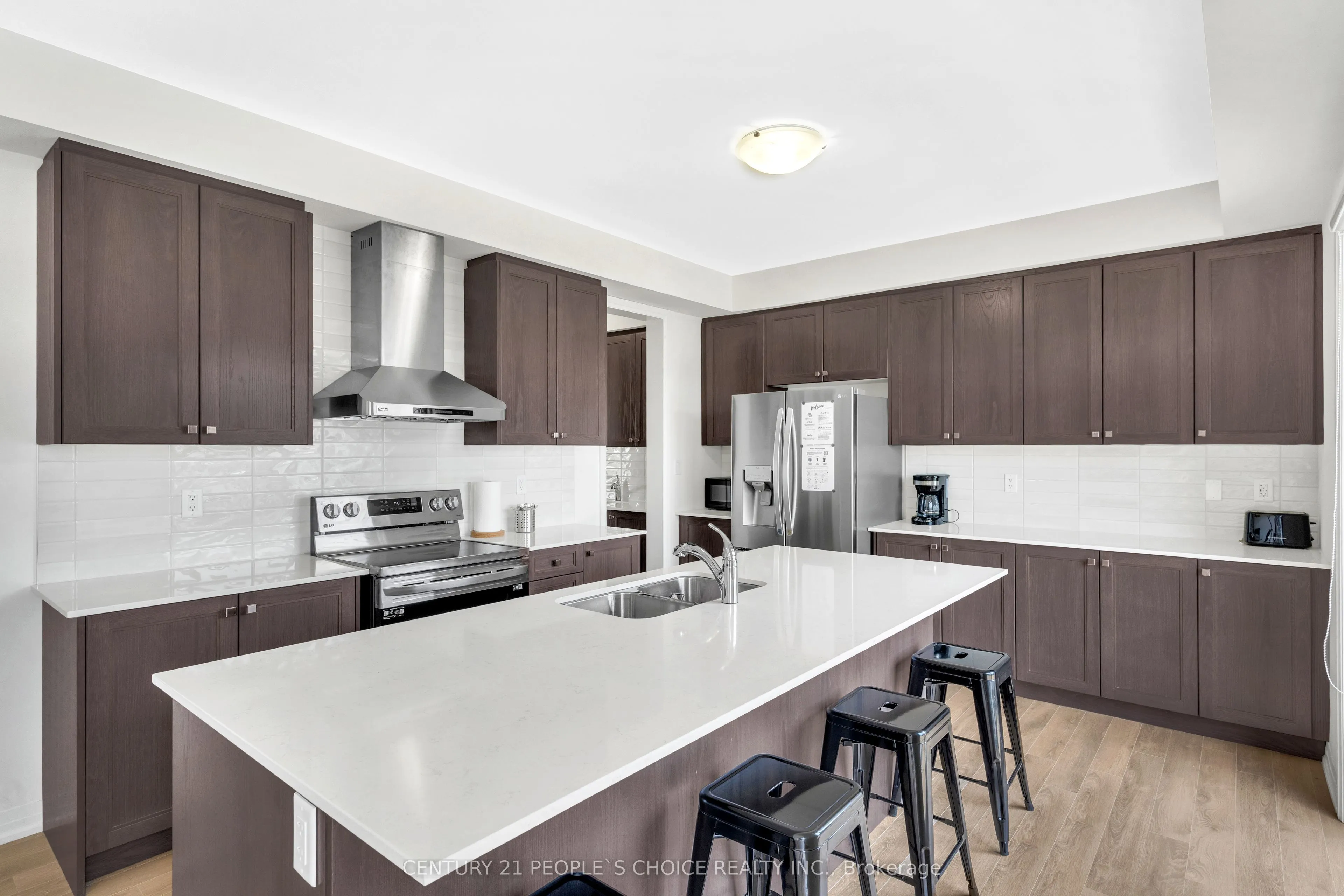 18 Skyridge Drive