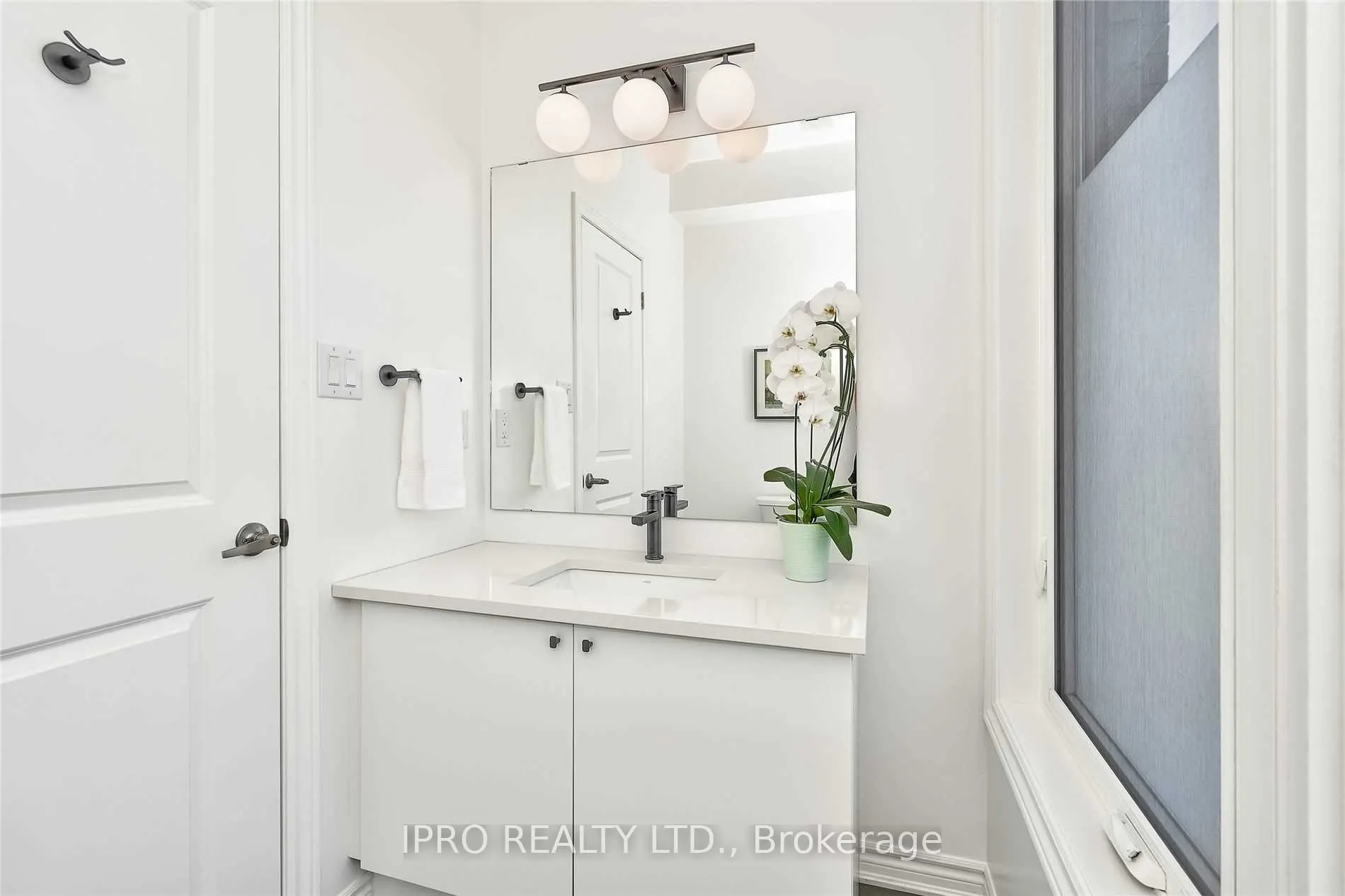 2481 Badger Crescent, #3