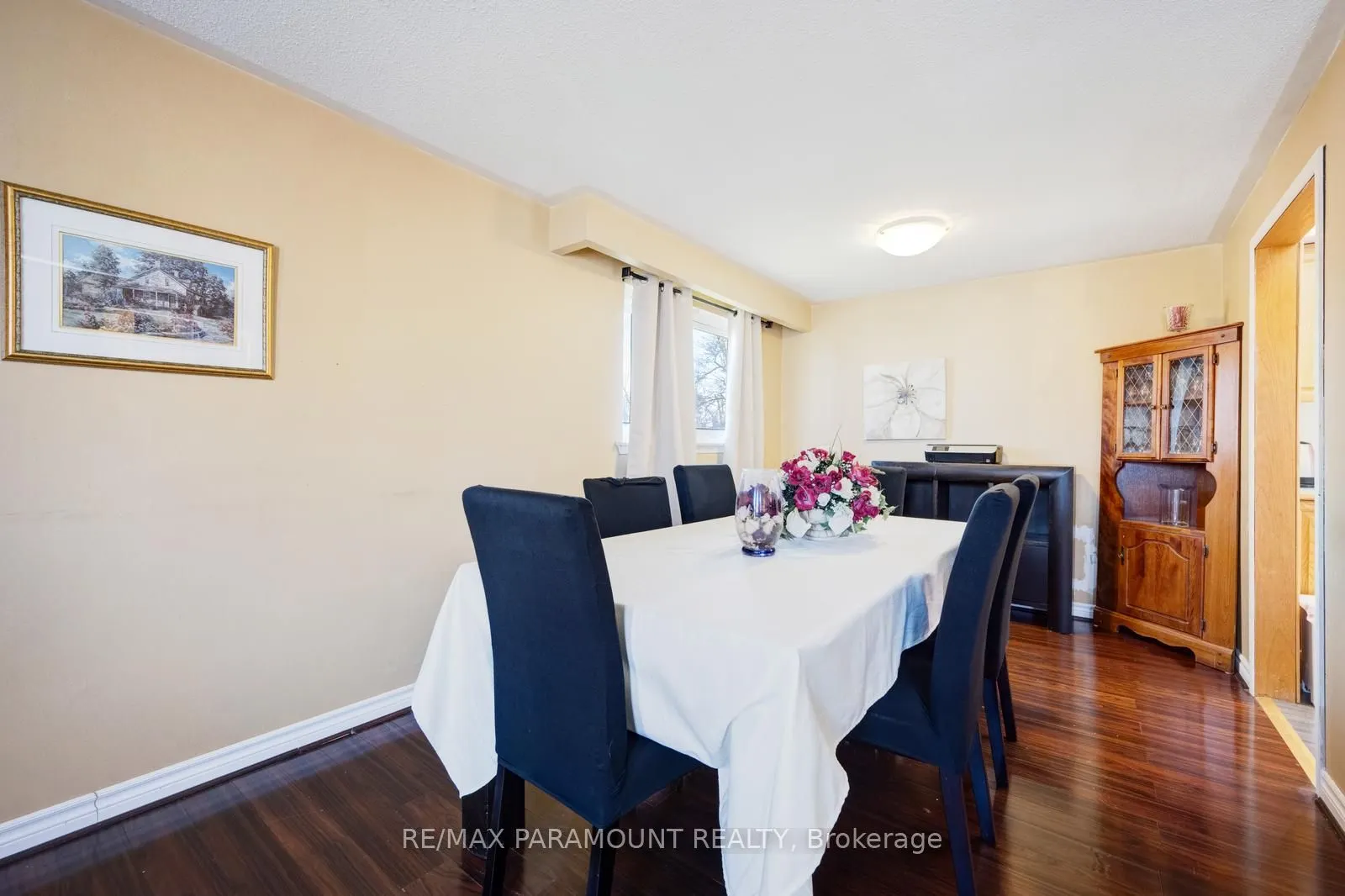 16 Irwin Crescent