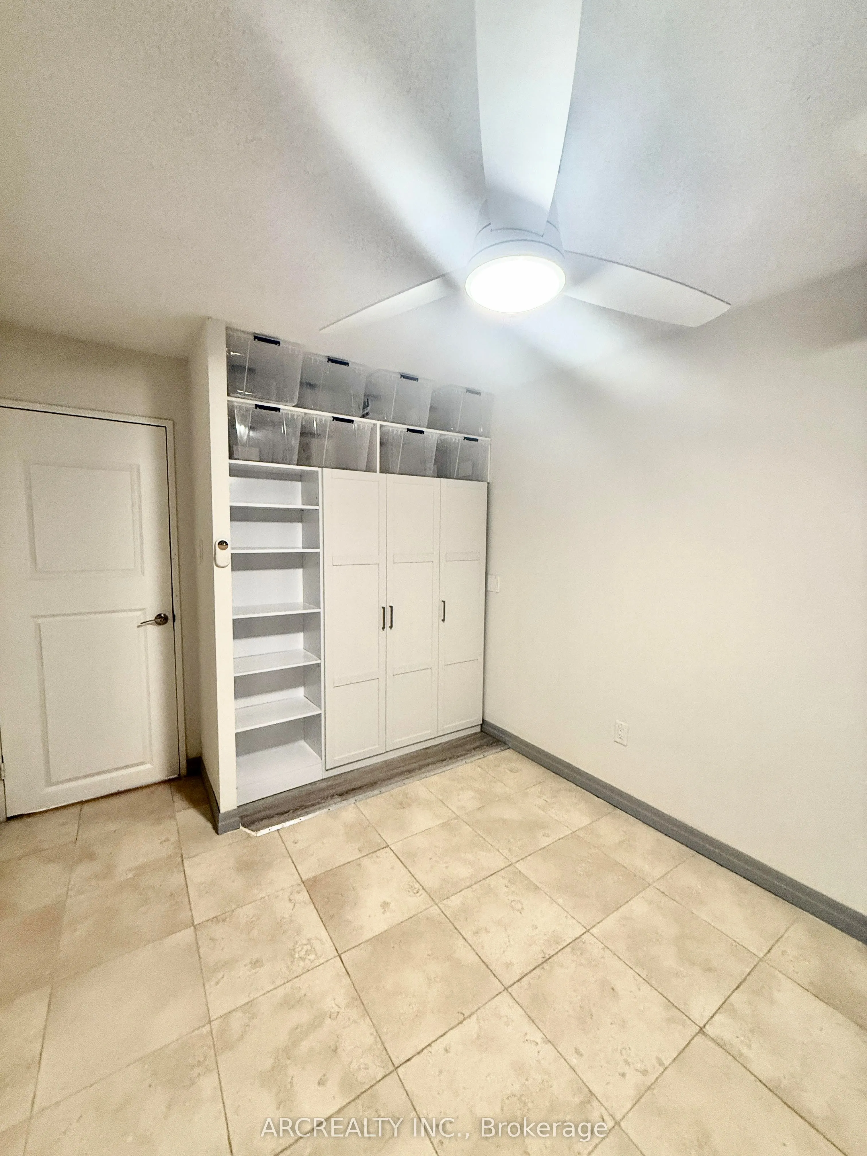 4673 Jane Street E, #1007